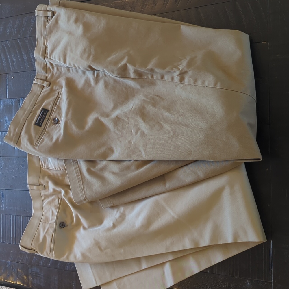 2 pairs men's khaki colored pants